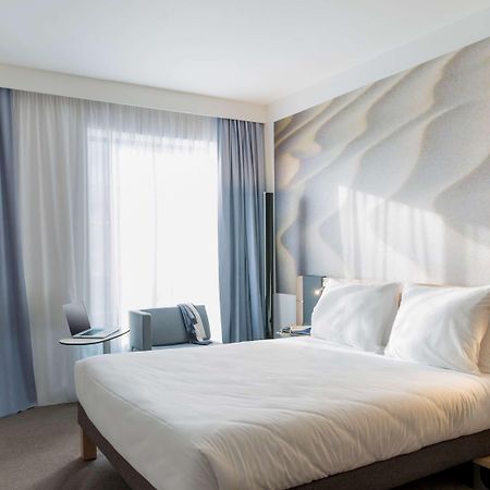 Novotel Charleroi Centre Экстерьер фото