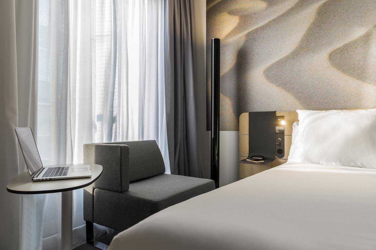 Novotel Charleroi Centre Экстерьер фото