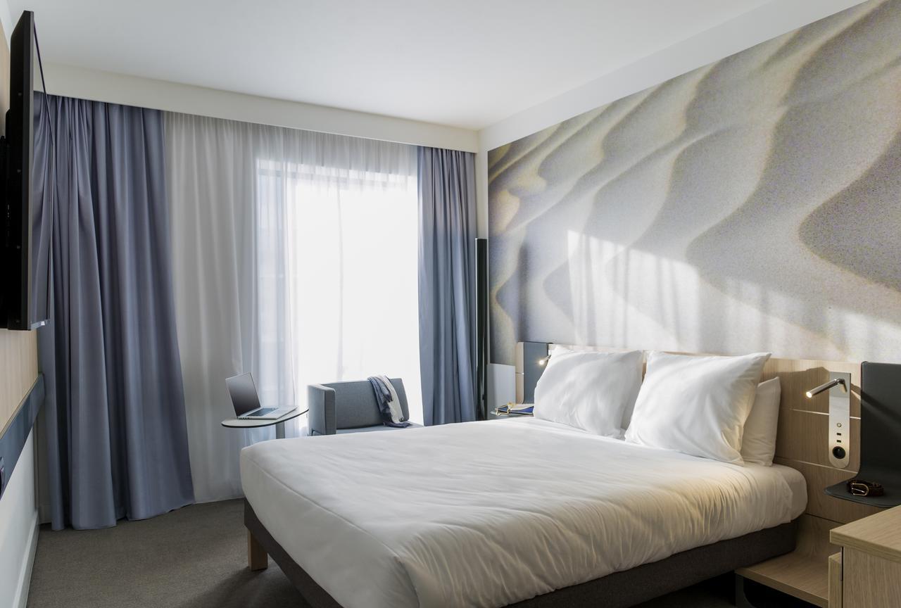 Novotel Charleroi Centre Экстерьер фото