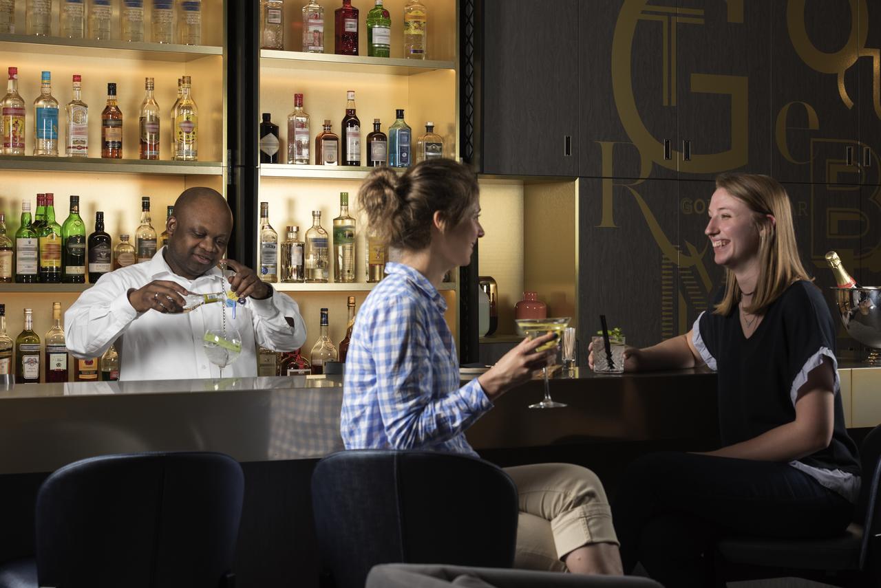 Novotel Charleroi Centre Экстерьер фото