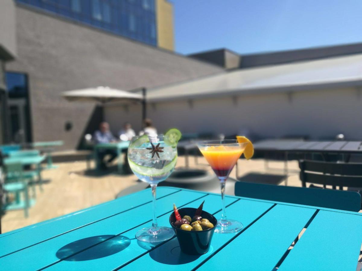 Novotel Charleroi Centre Экстерьер фото